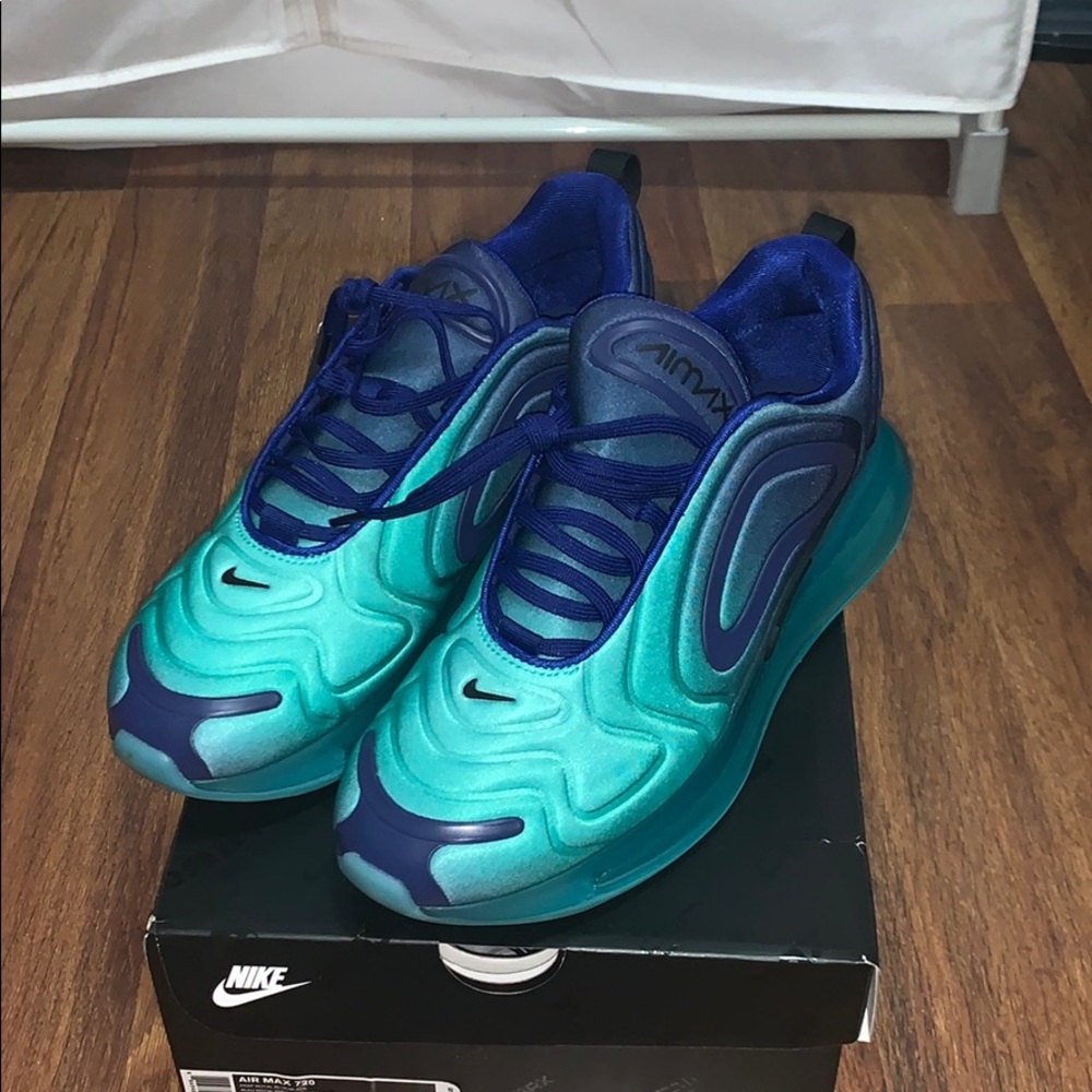 Nike Air Max 720